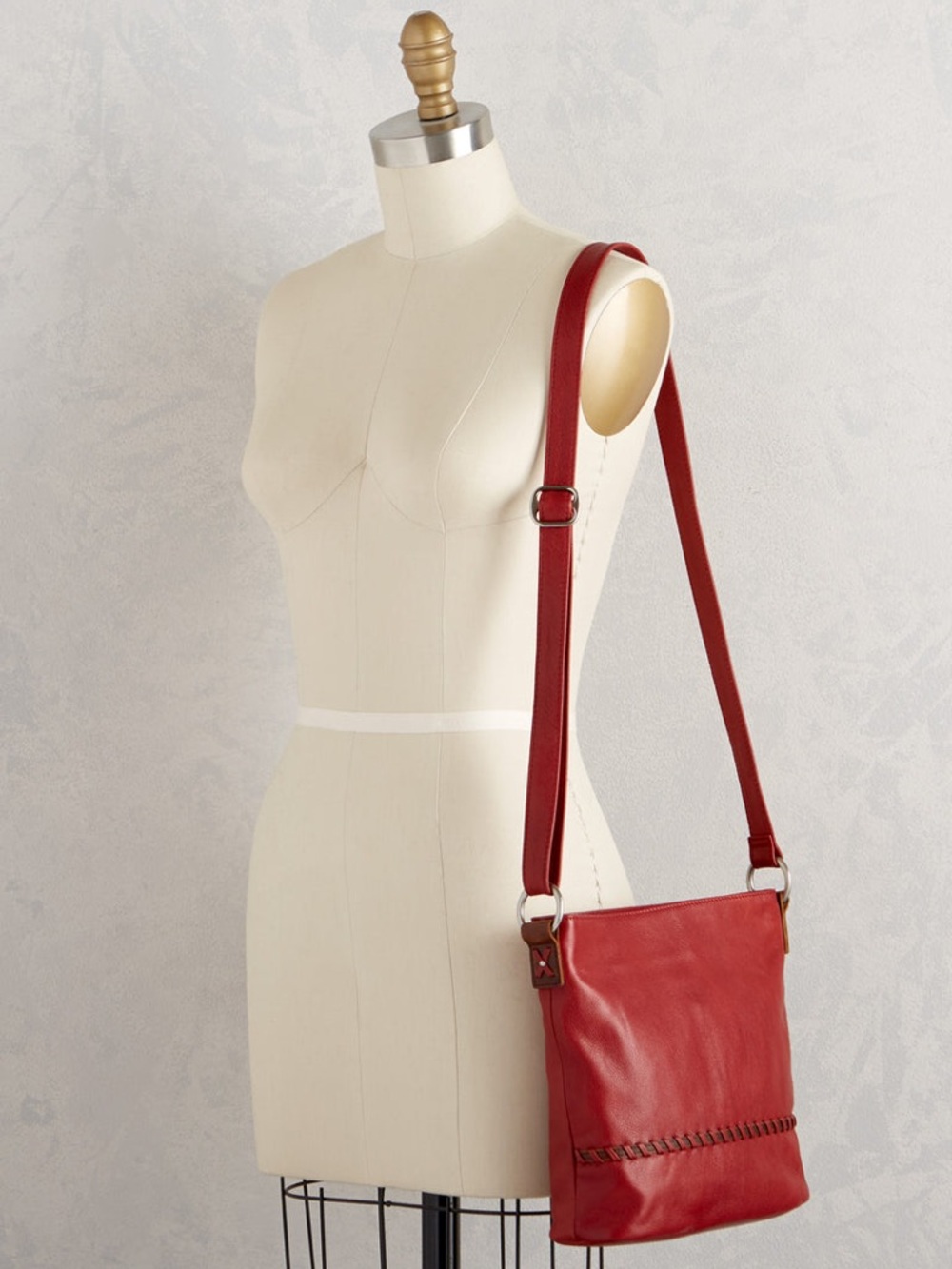Osgoode Marley Classic‎ Red Leather Braided Accent Crossbody Bag - Picture 14 of 14